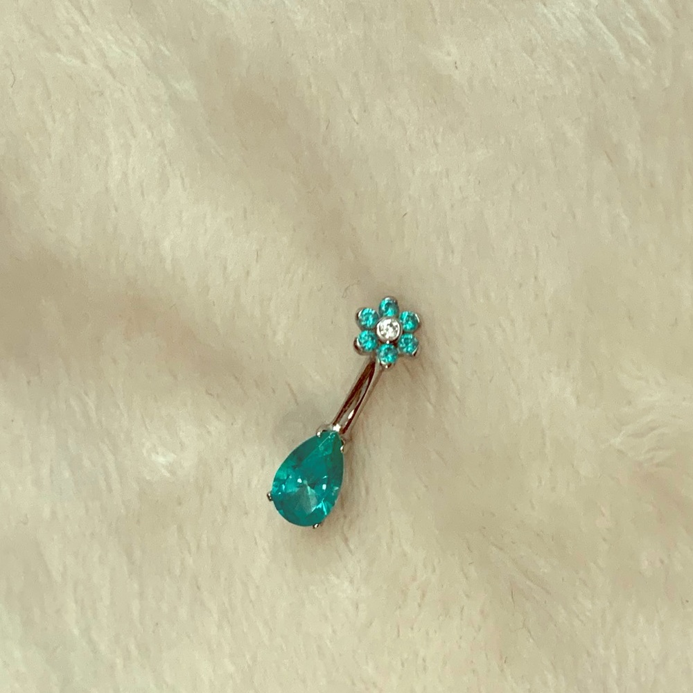 Swarovski Crystal Titanium Bellybutton Ring